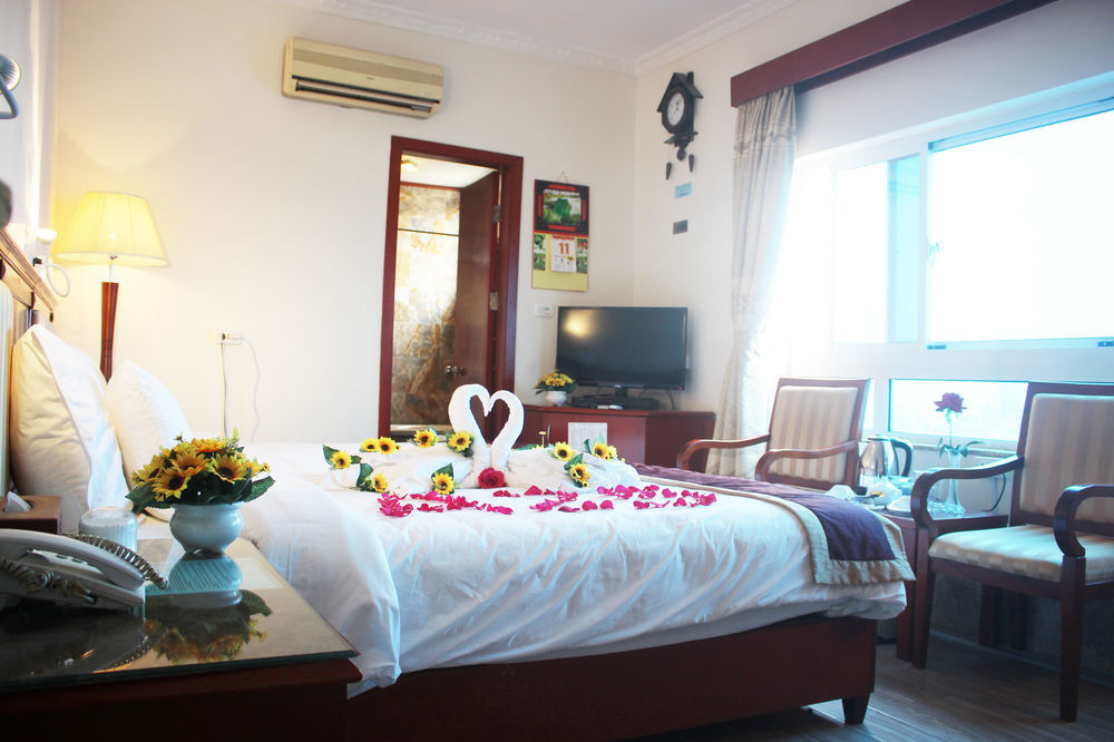 A25 Hotel - Bach Mai Hanoi Buitenkant foto